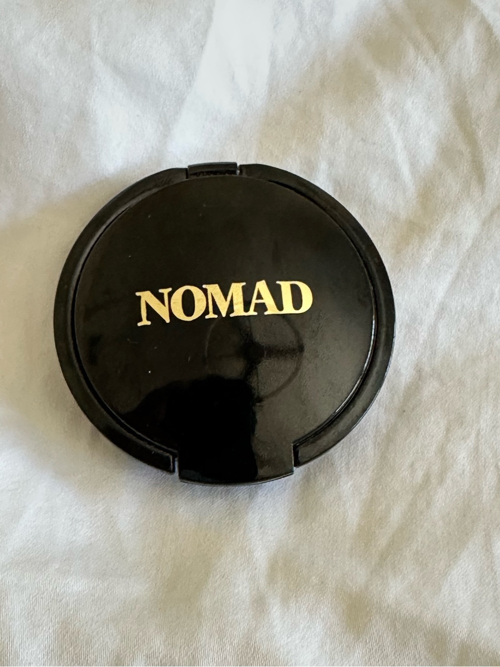 Nomad Bronzer & highlighter Compact 5/$20